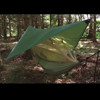 Highlander Nomad Hammock so strieškou a moskytiérou